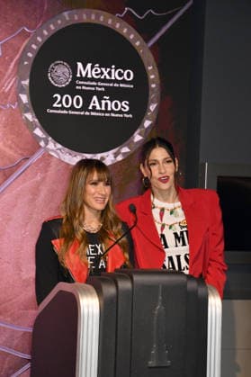 NEW YORK, NY- SEPTEMBER 15: Ha*Ash Light the Empire State Building to Celebrate Mexican Independence Day in Partnership with the Consulate General of Mexico in New York on September 15, 2026 in New York City. Credit: AdMedia New York City USA - ZUMAa123 20260915_zaa_a123_310 Copyright: xJohnxFyckex