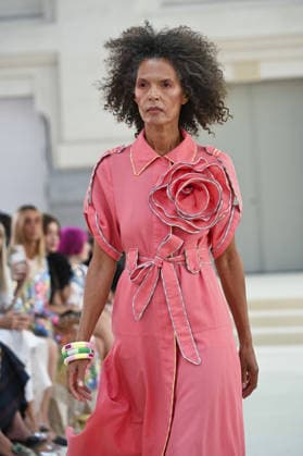 parades with Celia B in Madrid A model parades with Celia B design during Mercedes Benz Fashion Week Madrid Cibeles Palace in Madrid, 15 February of 2026 Spain Featuring: A model parades with Celia B design during Mercedes Benz Fashion Week Madrid Cibeles Palace in Madrid, 15 February of 2026 Spain Where: Madrid, Spain When: 15 Sep 2026 Credit: Oscar Gonzalez WENN Madrid Spain Copyright: xOscarxGonzalez WENNx wenn41662924 OFA ZOJx wenn41662924