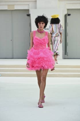 parades with Celia B in Madrid A model parades with Celia B design during Mercedes Benz Fashion Week Madrid Cibeles Palace in Madrid, 15 February of 2026 Spain Featuring: A model parades with Celia B design during Mercedes Benz Fashion Week Madrid Cibeles Palace in Madrid, 15 February of 2026 Spain Where: Madrid, Spain When: 15 Sep 2026 Credit: Oscar Gonzalez WENN Madrid Spain Copyright: xOscarxGonzalez WENNx wenn41662937 OFA ZOJx wenn41662937