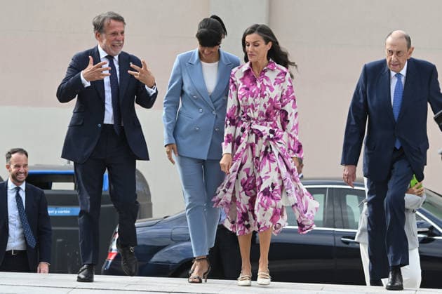 Queen Letizia Presides Over the Second Tribute to Nursing Queen Letizia arrives at the Second Tribute to Nursing at the headquarters of the newspaper La Razón on September 16, 2026, in Madrid, Spain. The event will bring together professionals, experts, and institutions under the motto Caring for the mind is caring for life, organized by the newspaper La Razón. QUEEN LETIZIA NURSING TRIBUTE SEPTEMBER 16, 2026 José Madrid Madrid Spain  Copyright: xJosÃ xOlivax 7778390