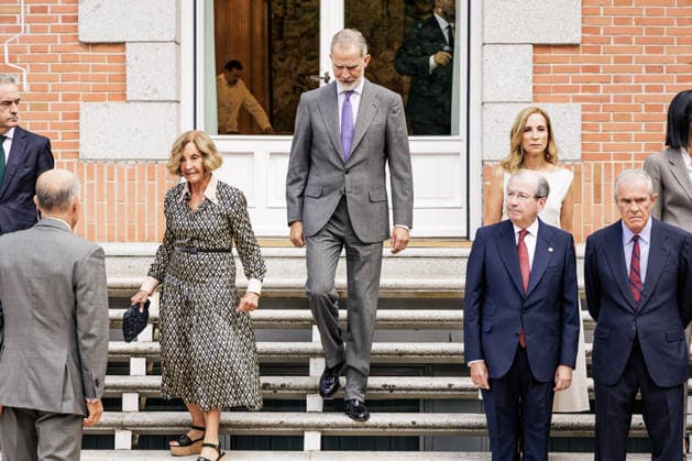 The King Grants an Audience to Prosegur’s Board of Directors and Executive Committee King Felipe VI c, accompanied by Prosegur President Helena Revoredo Delvecchio i, grants an audience to Prosegur’s Board of Directors and Executive Committee, at the Zarzuela Palace on September 16, 2026, in Madrid, Spain. The King receives the Spanish private security company, which is celebrating its 50th anniversary this year. SEPTEMBER 16, 2026 Carlos Lujá Madrid, Spain  Copyright: xCarlosxLujanx 7778486