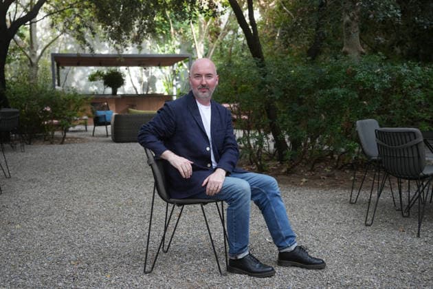 Douglas Stuart Presents the Novel ‘John, Son of John’ Author Douglas Stuart during the presentation of his novel ‘John, Son of John’ at the Random House offices on September 16, 2026, in Barcelona, Catalonia, Spain. Set in the late 1990s on the remote island of Harris, it tells the story of Cal Macleod, a young gay fine arts graduate who returns to the family farm after spending some time in the city. SEPTEMBER 16, 2026 PORTRAITS Barcelona, Catalonia Barcelona, Catalonia, Spain Copyright: xDavidxZorrakinox 7778523