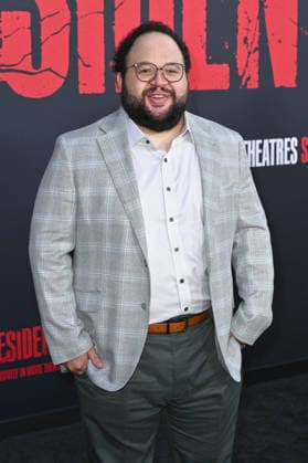 Zach Cherry at the world premiere of the movie *Resident Evil* at the United Theater on Broadway in Los Angeles, September 15, 2026 Foto:xD.xStarbuckx xFuturexImagex evil_6982