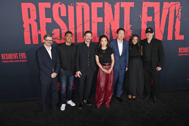 Carter Swan, Asad Qizilbash, Oliver Berben, Miri Yoon, Roy Lee, Nicole Brown, and Robert Kulzer at the world premiere of the movie *Resident Evil* at the United Theater on Broadway in Los Angeles, September 15, 2026 Foto:xD.xStarbuckx xFuturexImagex evil_7014
