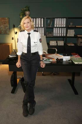 Sanna Englund at a photo shoot for the 500th episode of the ZDF TV series *Notruf Hafenkante: Dreckiger Deal* on the original set of PK 21 at Studio Hamburg, Hamburg, September 16, 2026 Foto:xgbrcix xFuturexImagex hafenkante_6907