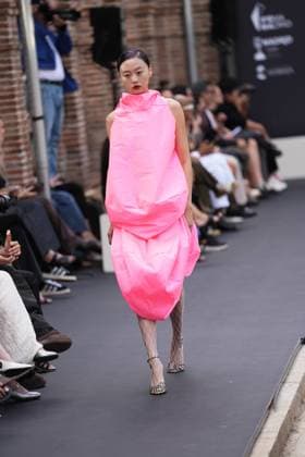 A model wears at collection runway a creation from Ernesto Naranjo during Pasarela Cibeles Mercedes-Benz Fashion Week Madrid 2026 in Madrid, on Wednesday , 16 September 2026. Cordon Press 