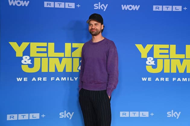Jimi Blue OCHSENKNECHT, single frame, cropped close-up, half-length shot, half-figure PHOTO CALL to kick off Season 2 of the Sky Original series *Yeliz Jimi We Are Family* on September 16, 2026, in Unterföhring