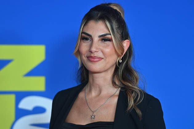 Yeliz KOC, single image, cropped close-up, portrait, photo call to kick off Season 2 of the Sky Original series *Yeliz Jimi We Are Family* on September 16, 2026, in Unterföhring