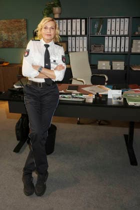 ABB HAFENKANTE Sanna Englund, actress in police uniform, at a photo op marking the premiere of the 20th anniversary season and the 500th episode of the ZDF TV series *Notruf Hafenkante* on the original set of PK 21 at Studio Hamburg on September 16, 2026 in Hamburg