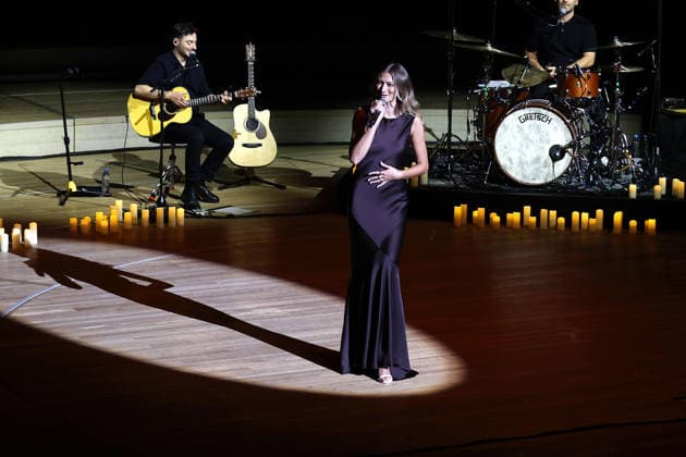 Leony, the singer, at her exclusive concert at the Elbphilharmonie on September 16, 2026, in Hamburg. Singer-songwriter Leony performs at her exclusive concert at the Elbphilharmonie on September 16, 2026 in Hamburg, Germany Leony’s exclusive concert at the Elbphilharmonie in Hamburg
