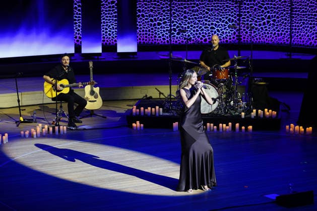 Leony, the singer, at her exclusive concert at the Elbphilharmonie on September 16, 2026, in Hamburg. Singer-songwriter Leony performs at her exclusive concert at the Elbphilharmonie on September 16, 2026 in Hamburg, Germany. Leony’s exclusive concert at the Elbphilharmonie in Hamburg