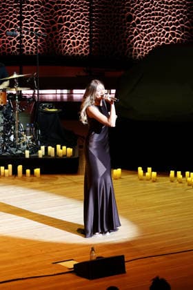 Leony, the singer, at her exclusive concert at the Elbphilharmonie on September 16, 2026, in Hamburg. Singer-songwriter Leony performs at her exclusive concert at the Elbphilharmonie on September 16, 2026 in Hamburg, Germany. Leony’s exclusive concert at the Elbphilharmonie in Hamburg