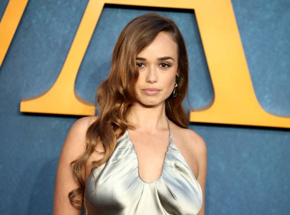 September 16, 2026, London, United Kingdom: Rose Williams attends the War World premiere at Odeon Luxe Leicester Square. London United Kingdom  - ZUMAs197 20260916_aaa_s197_172 Copyright: xFredxDuvalx