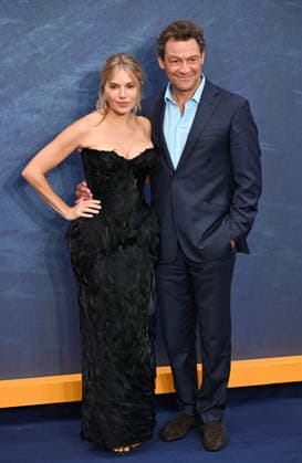 Sienna Miller and Dominic West attend the War World Premiere at Odeon Luxe Leicester Square in London, England Featuring: Sienna Miller, Dominic West Where: London, United Kingdom When: 16 Sep 2026 Credit: Cover Images EDITORIAL USE ONLY. NOT FOR USE BY NEWSPAPERS BASED IN THE UK. Copyright: xx coverimg56027581