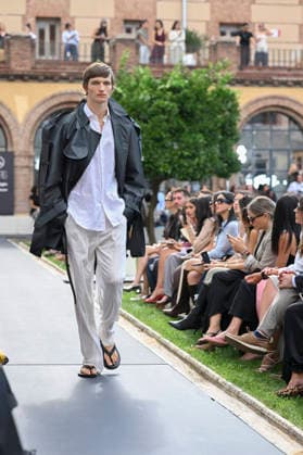 September 16, 2026, Madrid, Spain: A model parades with Baro Lucas design during the Mercedes Benz Fashion Week Madrid at Cibeles Palace in Madrid. Madrid Spain  - ZUMAs197 20260916_aaa_s197_274 Copyright: xAtilanoxGarciax