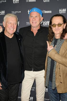 Alex Lifeson, Geddy Lee, Chad Smith At the premiere of Neil Peart: No One s Disciple during the 2026 Toronto International Film Festival at Princess of Wales Theatre on September 16, 2026 in Toronto, Ontario. Copyright: xHumbertoxServin Clasos MediaPunchx