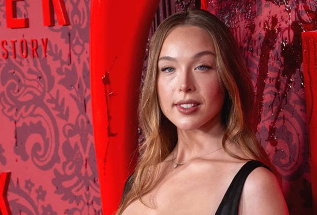 NEW YORK, NY - SEPTEMBER 16: Ella Beatty at Netflix s Monster: The Lizzie Borden Story New York premiere on September 16, 2026 in New York City. Credit: AdMedia New York City USA  - ZUMAa123 20260916_zaa_a123_171 Copyright: xCamaraxPorterx