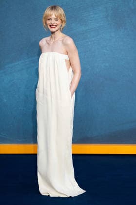 WAR World Premiere Emma Laird attends the War World premiere at Odeon Luxe Leicester Square on September 16, 2026 in London, England., Credit:Lounis Tiar Avalon United Kingdom, London, Leicester Square  Copyright: xLounisxTiarx xAvalonx 1135405648