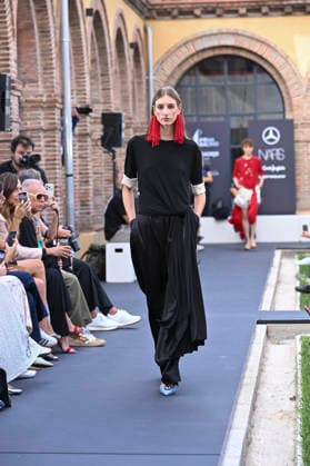 September 16, 2026, Madrid, Spain: A model parades with MoisÃ s Nieto design during Mercedes Benz Fashion Week Madrid Cibeles Palace Madrid Spain  - ZUMAs197 20260916_aaa_s197_502 Copyright: xAtilanoxGarciax