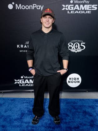 September 16, 2026, Los Angeles, California, USA: JAKE CANTER attends the 2026 MoonPay X Games League Winter Draft blue carpet. Los Angeles USA  - ZUMAb173 20260916_aap_b173_059 Copyright: xBillyxBennightx