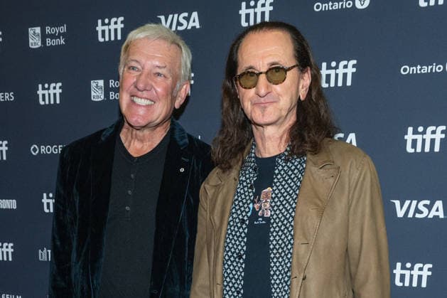 Arrivals at the 51st Toronto International Film Festival Neil Peart: No Man s Disciple premiere Featuring: Alex Lifeson, Geddy Lee Where: Toronto, Ontario, Canada When: 16 Sep 2026 Credit: Captive Camera Cover Images EDITORIAL USE ONLY. NOT FOR USE BY NEWSPAPERS BASED IN THE UK. Copyright: xx coverimg56027987
