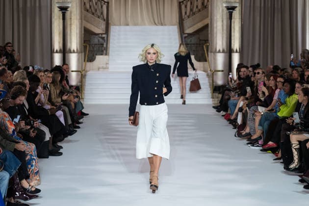 Paul Costelloe SS27 Show at London Fashion Week LONDON, UNITED KINGDOM - SEPTEMBER 17: Models walk the runway during Paul Costelloe Spring Summer 2027 show at London Fashion Week in London, United Kingdom on September 17, 2026. Wiktor Szymanowicz Anadolu London United Kingdom. Editorial use only. Please get in touch for any other usage.  Copyright: x2026xAnadoluxWiktorxSzymanowiczx