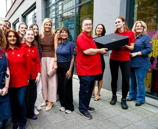 Amsterdam, The Netherlands, 2026-09-17 13:53:47 AMSTERDAM, 17-09-2026, HEMA Queen Maxima pays a working visit to HEMA in Amsterdam. HEMA, the Hollandsche Eenheidsprijzen Maatschappij Amsterdam, celebrates its 100th anniversary this year. PHOTO: NLBeeld Patrick van Emst Credit: NL Beeld Patrick van Emst  Copyright: xx x