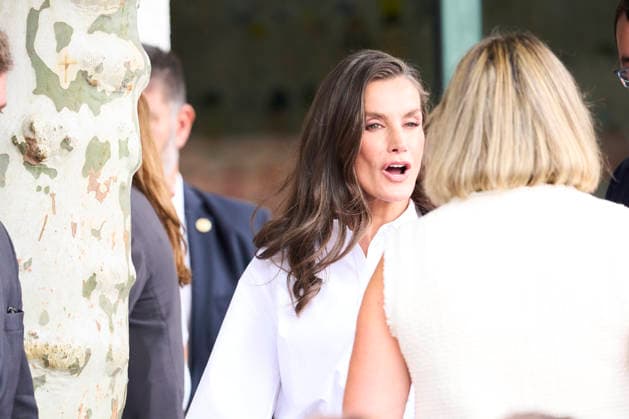 Queen Letizia attends the Opening of the School Year 2026 2027 Queen Letizia of Spain attends the Opening of the School Year 2026 2027 at Gesta Primary School on September 17, 2026 in Oviedo, Spain Photo by IMAGO MPG Oviedo Gesta Primary School Asturias Spain  Copyright: xMPGx