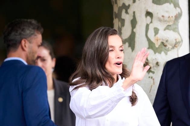 Queen Letizia attends the Opening of the School Year 2026 2027 Queen Letizia of Spain attends the Opening of the School Year 2026 2027 at Gesta Primary School on September 17, 2026 in Oviedo, Spain Photo by IMAGO MPG Oviedo Gesta Primary School Asturias Spain  Copyright: xMPGx