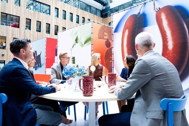 Amsterdam, The Netherlands, 2026-09-17 12:57:57 AMSTERDAM, 17-09-2026, HEMA Queen Maxima pays a working visit to HEMA in Amsterdam. HEMA, the Hollandsche Eenheidsprijzen Maatschappij Amsterdam, celebrates its 100th anniversary this year. PHOTO: NLBeeld Patrick van Emst Credit: NL Beeld Patrick van Emst  Copyright: xx x