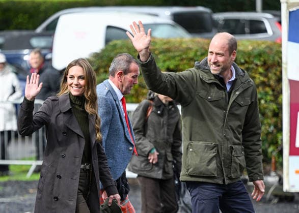 The Prince and Princess of Wales (known as Duke and Duchess of Rothesay when in Scotland) arrive for a visit to the Bute Shinty Club, in Rothesay, where shinty - one of Scotland s oldest traditional sports - has been played for generations, on their first official visit to the Isle of Bute, to highlight the power of community, connection and volunteering Featuring: Catherine, Princess of Wales, William Prince of Wales Where: Rothesay, United Kingdom When: 17 Sep 2026 Credit: Cover Images **NOT AVAILABLE FOR HELLO MAGAZINE** EDITORIAL USE ONLY. NOT FOR USE BY NEWSPAPERS BASED IN THE UK. Copyright: xx coverimg56029267