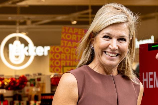 Amsterdam, The Netherlands, 2026-09-17 13:29:51 AMSTERDAM, 17-09-2026, HEMA Queen Maxima pays a working visit to HEMA in Amsterdam. HEMA, the Hollandsche Eenheidsprijzen Maatschappij Amsterdam, celebrates its 100th anniversary this year. PHOTO: NLBeeld Patrick van Emst Credit: NL Beeld Patrick van Emst  Copyright: xx x