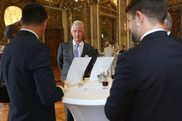 King Philippe of Belgium receives BeHeroes BRUSSELS, BELGIUM - SEPTEMBER 17 : King Philippe of Belgium receives Cynthia Simpson and Julien Vande Weyer from the BeHeroes initiative at the Royal Palace pictured on September 17, 2026 in Brussels, Belgium, 17 09 2026 Brussels Belgium  Copyright: xXpix