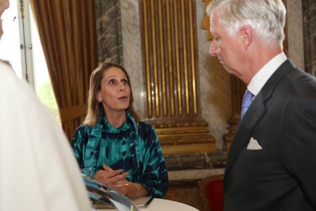 King Philippe of Belgium receives BeHeroes BRUSSELS, BELGIUM - SEPTEMBER 17 : King Philippe of Belgium receives Pater Karel Stautemans and Karine Vanommeslaeghe from the BeHeroes initiative at the Royal Palace pictured on September 17, 2026 in Brussels, Belgium, 17 09 2026 Brussels Belgium  Copyright: xXpix
