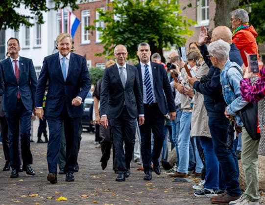 17-09-2026 King Willem-Alexander during the opening of the restored Huis Bergh Castle by striking a coin using a historic screw press and visited the Throne Room and the Duccio Room in ™s-Heerenberg. Maria of Nassau, sister of William of Orange (Oranje), lived at Huis Bergh. Â  Copyright: xPPEx