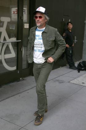 September 17, 2026: Ethan Hawke at ABC studios for Ã¢â‚¬ËœThe ViewÃ¢ - ZUMAh16_ 20260917_zaf_h16_014 Copyright: xDanxHerrickx