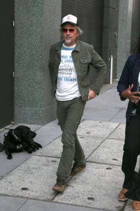 September 17, 2026: Ethan Hawke at ABC studios for Ã¢â‚¬ËœThe ViewÃ¢  - ZUMAh16_ 20260917_zaf_h16_006 Copyright: xDanxHerrickx