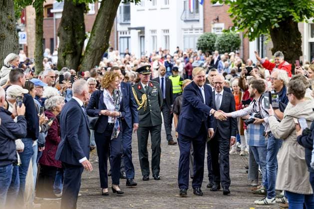™s-Heerenberg, The Netherlands, 2026-09-17 13:29:38 s-Heerenberg, 17-09-2026, Huis Bergh Castle. King Willem Alexander the restored Huis Bergh Castle in s-Heerenberg. The castle underwent a restoration lasting nearly three years due to foundation subsidence, asbestos removal, sustainability improvements, redesign, and improving accessibility for the disabled. PHOTO: NL Beeld Patrick van Emst Credit: NL Beeld Patrick van Emst  Copyright: xx x