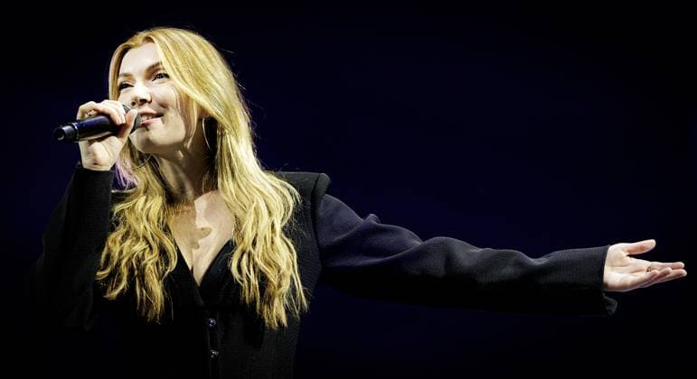 AMSTERDAM - Hannah Mae during The Streamers performance at the Ziggo Dome on the occasion of their 5th anniversary. RAMON VAN FLYMEN ANP netherlands out - belgium out  Copyright: xx x569023151x originalFilename: 569023151.jpg
