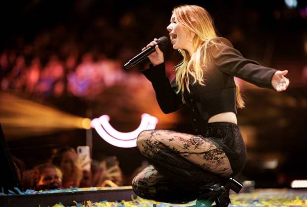 AMSTERDAM - Hannah Mae during The Streamers performance at the Ziggo Dome on the occasion of their 5th anniversary. RAMON VAN FLYMEN ANP netherlands out - belgium out  Copyright: xx x569024551x originalFilename: 569024551.jpg