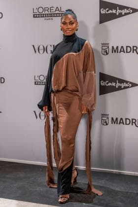 September 17, 2026, Madrid, Madrid, Spain: NIA CORREIA attend the Vogue Fashion s Night Out 2026 photocall, which will take place at the Rosewood Villa Magna Hotel on September 17, 2026, in Madrid, Spain. Madrid Spain  - ZUMAc312 20260917_zsp_c312_112 Copyright: xOscarxManuelxSanchezx