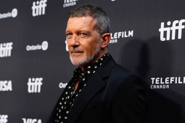 September 17, 2026, Toronto, On, CAN: Antonio Banderas arrives on the red carpet to promote the film Up Against It at the Toronto International Film Festival, in Toronto, on Thursday, Sept.17, 2026. Toronto CAN  - ZUMAc35_ 20260917_zaf_c35_117 Copyright: xChrisxYoungx