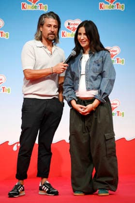 Tommy Scheel and Chryssanthi Kavazi at KinderTag 2026 at the Atelier Gardens in Berlin, September 17, 2026 Foto:xN.xKubelkax xFuturexImagex kindertag_6903