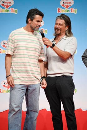 Tom Beck and Tommy Scheel at Children s Day 2026 at the Atelier Gardens in Berlin, September 17, 2026 Foto:xN.xKubelkax xFuturexImagex kindertag_6909
