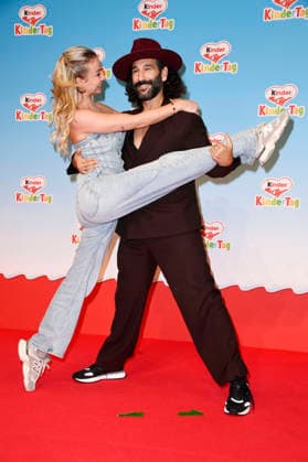 Anna Carina Woitschack and Massimo Sinato at kinderTag 2026 at the Atelier Gardens in Berlin, September 17, 2026 Foto:xN.xKubelkax xFuturexImagex kindertag_6960