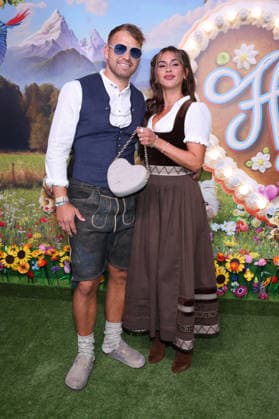 Sarah Engels with her husband Julian Engels upon arrival at the RTL TV show HeidiFest by Heidi Klum at the Hofbräuhaus in Munich, September 17, 2026 Foto:xK.xKriegerx xFuturexImagex heidifest_6604