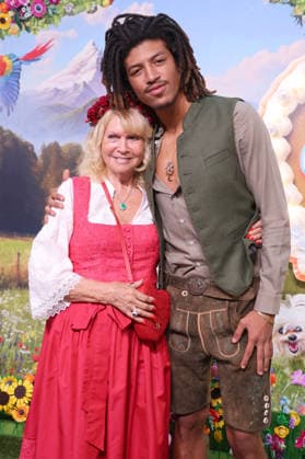 Erna Klum and Henry Samuel upon their arrival at the RTL TV show HeidiFest by Heidi Klum at the Hofbräuhaus in Munich, September 17, 2026 Foto:xK.xKriegerx xFuturexImagex heidifest_6776