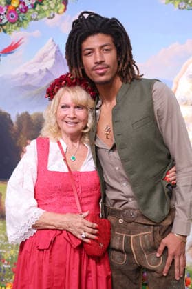 Erna Klum and Henry Samuel upon their arrival at the RTL TV show HeidiFest by Heidi Klum at the Hofbräuhaus in Munich, September 17, 2026 Foto:xK.xKriegerx xFuturexImagex heidifest_6778