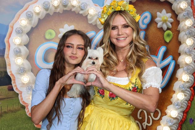 Leni Klum and Heidi Klum with their dog Fritz upon arrival at the RTL TV show HeidiFest by Heidi Klum at the Hofbräuhaus in Munich, September 17, 2026 Foto:xK.xKriegerx xFuturexImagex heidifest_6790