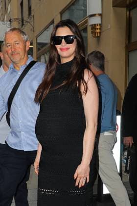 Pregnant Anne Hathaway smiles as leaving the Variety Press Junket in New York City Pregnant Anne Hathaway smiles as leaving the Variety Press Junket in New York City. 17 Sep 2026 Pictured: Anne Hathaway.  Copyright: xThexMegaxAgencyxMEGAx